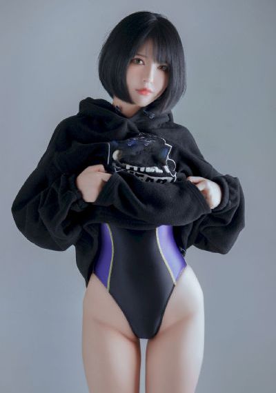 性感内衣套装欧美_在线观看免费版