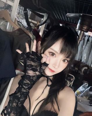欧美针织衫街拍_1080P免费观看韩国